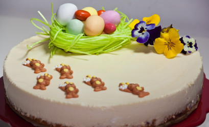 Sviatočný recept: Vynikajúca veľkonočná torta z vaječného likéru