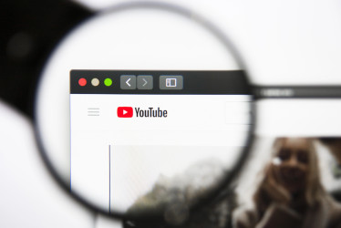 YouTube obmedzuje prístup k fitness videám pre mladých. Škodia im?!