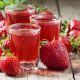 Jahodová sezóna je tu! Prinášame recept na výborný jahodový likér
